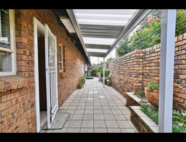 2 BEDROOM COMPLEX FOR SALE IN NEW REDRUTH